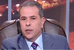 سعودي يرصد نصف مليون ريال لمن يضع حذاء بفم عكاشة