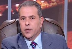 سعودي يرصد نصف مليون ريال لمن يضع حذاء بفم عكاشة