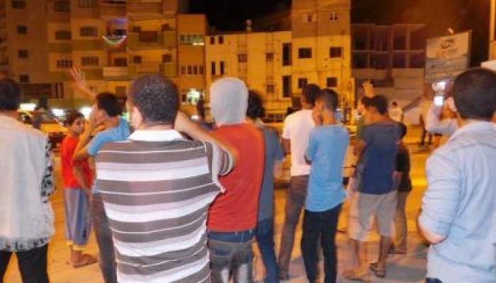 بالصور.. مسيرة ليلية بالعريش رفضاً للانقلاب ودعماً لصمود المقاومة