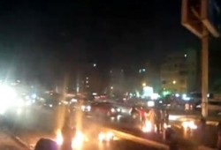 مظاهرة على طريق أبو تيج السريع تنديدًا باعتقال السيدة "أم مصعب"