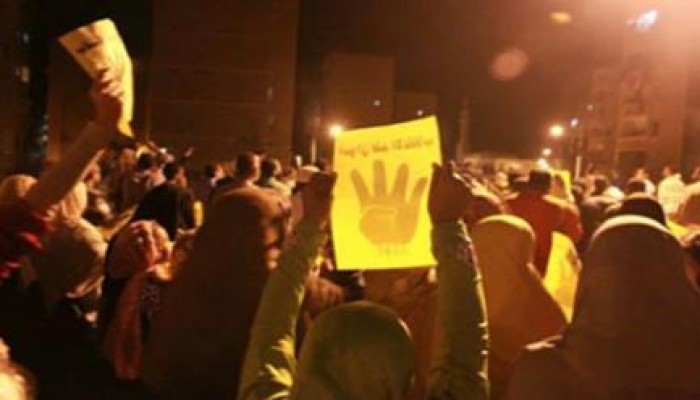 المنوفية: شباب منوف يهتفون بنصرة غزة في مسيرة ليلية