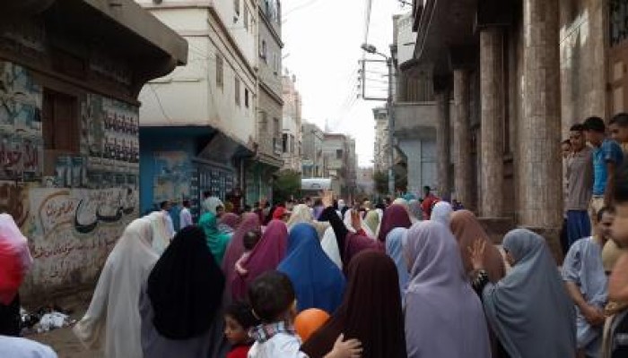 مسيرة حاشدة بقرية دقهلة عقب صلاة العيد