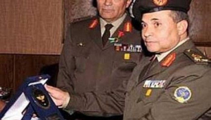 اتهامات السرقة تلاحق محافظ الإسماعيلية