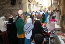 مسيرة مناهضة للإنقلاب العسكري بقرية ميت الخولي