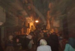 مسيرة ليلية مناهضة للانقلاب تمر ببيوت الشهداء والمعتقلين بالإسماعيلية