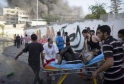 إسرائيل تغرق غزة في الدماء ... استشهاد 1349 وإصابة 7600 فلسطينيا