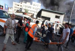 قصف صهيوني يستهدف منازل ومساجد ومدارس غزة