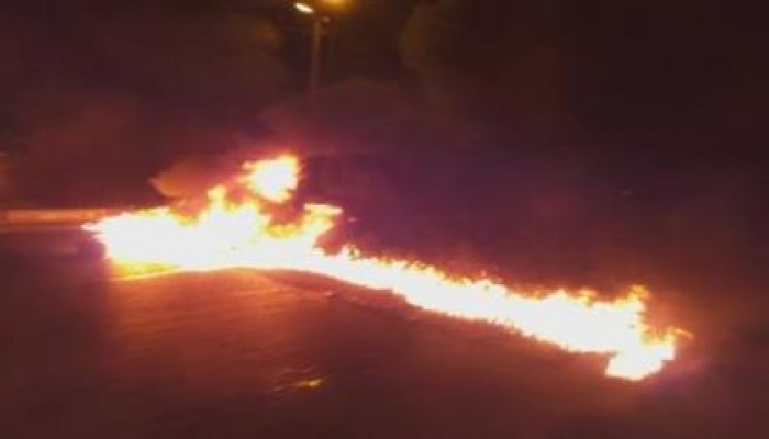 الأهالي يقطعون طريق "الفيوم-القاهرة" احتجاجا ً على تدنئ المستوى المعيشى