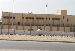 ميلشيا الانقلاب تصادرالأدوية من معتقلي سجن المستقبل والمعتقلون يهتفون احلق شنبك منتاش راجل
