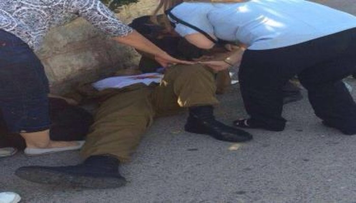 ننشر صورة الجندي الصهيوني الذي أصيب بجراح خطيرة برصاص شباب مقاوم فلسطيني بالقدس المحتلة