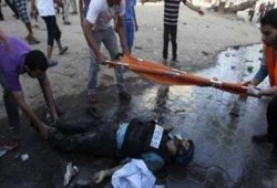 بالفيديو: صحفي بـ"غزة" يصور لحظة استشهاده