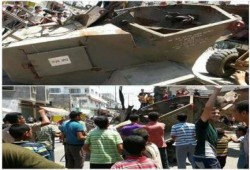 ننشر صور اليات العدو الصهيوني التي دمرتها المقاومة شرق خانيونس ‫#‏غزة_تنتصر‬