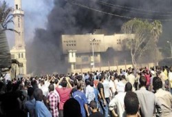 قضاء العسكر يحكم بإعدام12 بزعم قتل نبيل فراج