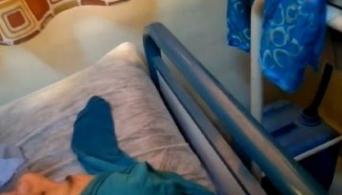 بالفيديو  سيدة مصرية اثناء البنج تدعو لغزة و لمرسى وعلى السيسى بعد الولادة