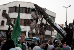 التايمز: حماس استعدت لحرب أطول وستضرب مدنا جديدة