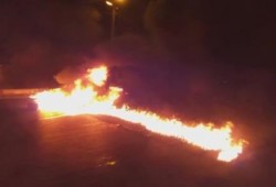 أهالي الفيوم يقطعون طريق أبشواى السياحى احتجاجا على انقطاع الكهرباء