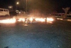 صور: الأهالي يقطعون طريق "الكورريش" بـ"حلوان" تنديدا بالانقلاب الدموي