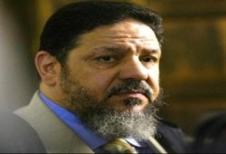منتصر الزيات: قضاة "مخصوص" لمحاكمة الإخوان