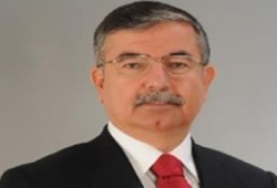 وزير الدفاع التركي ينفي دعم بلاده للغارات الأمريكية ضد تنظيم "داعش"