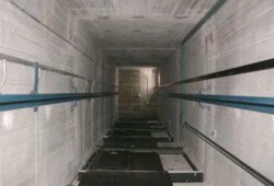 الغربية: سقوط مصعد من الطابق الخامس ببرج سكني في طنطا