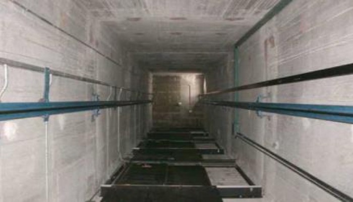 الغربية: سقوط مصعد من الطابق الخامس ببرج سكني في طنطا