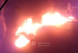 بالفيديو: شبان غاضبون يقطعون طريق "مصر-أسوان" الزراعي عند حلوان اعتراضا على الانقلاب