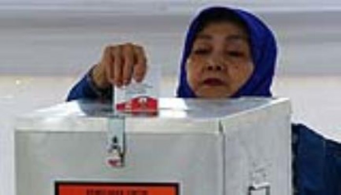 فوز الإخوان المسلمون باكتساح في انتخابات أندونسيا