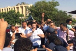 نجل الرئيس يلقى كلمة لثوار أكتوبر