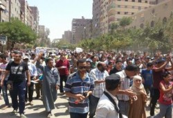 بالصور : الالاف يخرجون بمسيرة حاشدة بجسر السويس عقب صلاة الجمعة