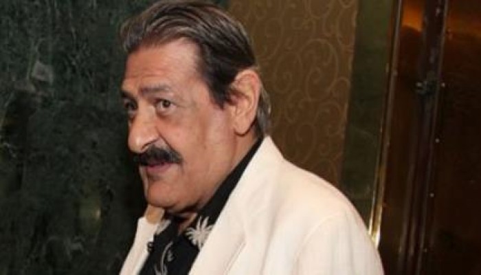 وفاة رسام الانقلاب .. ماذا تقول لربك يا "مصطفي حسين"