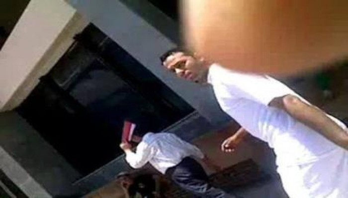 محكمة المنصورة تقضى بتجديد الحبس 25 يوماً لـ"مجدى فوزى فارس بتهمة حيازة صورة أخيه الشهيد