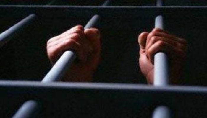 اعتقال أمين حزب الوسط بأسوان و16 آخرين