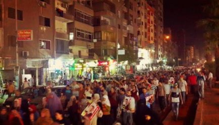 بالصور : حشود الثوار في قلب شارعي ‫‏فيصل‬ و ‫الهرم‬ بالجيزة بمسيرة رافضة للانقلاب العسكري