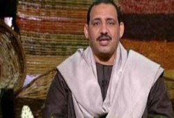 العمدة ينهي إجراءات إخلاء سبيله من قسم أول أكتوبر