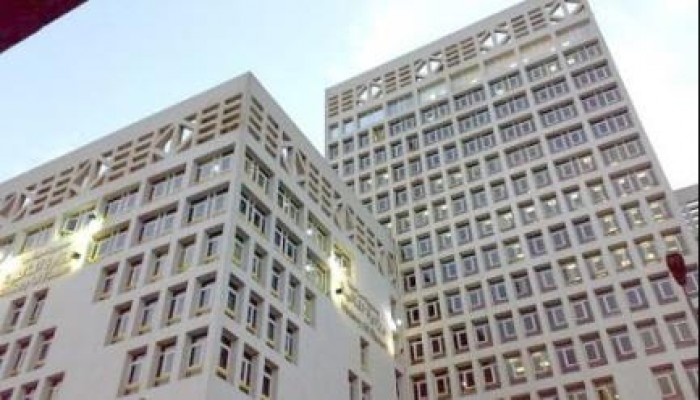 في عهد السيسي.. المالية تلغي مكافأة نهاية الخدمة لموظفي الدولة