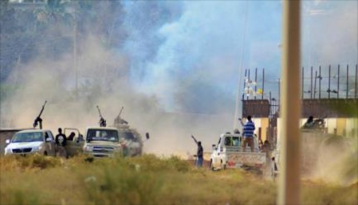 طائرات "أجنبية" تساعد حفتر في قصف طرابلس .. وأصابع الاتهام تشر لعصابة الانقلاب في مصر