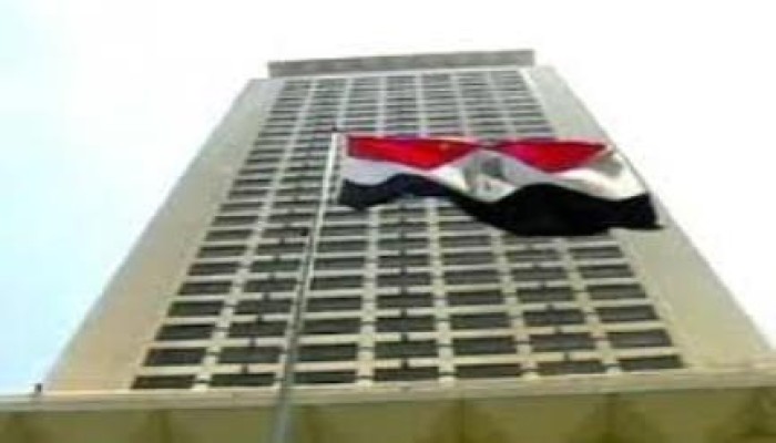 "ياسر نجم" يسخر بشدة من بيان خارجية الانقلاب بشأن مظاهرات أمريكا
