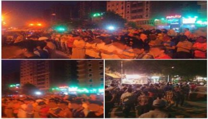 ثوار عين شمس يؤدون صلاة العشاء في قلب ميدان ألف مسكن ويستكملون بمسيرة ضد الانقلاب