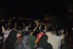 ثوار الإسماعيلية يهتفون: يا قسامى ياحبيب اضرب دمر تل أبيب