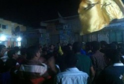 مسيرة ليلية بفاقوس تطالب بالقصاص لدماء الشهداء.