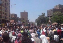 استشهاد متظاهر من معارضي الانقلاب برصاص الأمن بـ"دلجا"