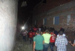 مسيرة لشباب ضد الانقلاب بالبصارطة دمياط وبلطجيه يحاولون الاعتداء عليها