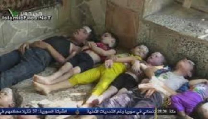 عام على مذبحة الكيماوي بسوريا .. (وثائقي الجزيرة : ذبح بلا دم)