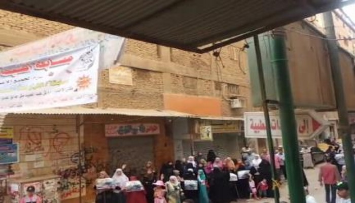 بث مباشر.. ثوار المعادي يتعهدون بالقصاص للشهداء