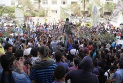 بني سويف: أهالي يقطعون الطريق ويجبرون الداخلية علي إطلاق سبيل ابن قريتهم