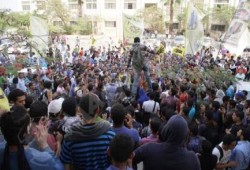 بني سويف: أهالي يقطعون الطريق ويجبرون الداخلية علي إطلاق سبيل ابن قريتهم