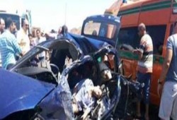 مصرع 4 وإصابة 8 في حادث تصادم سيارتين بطريق قليوب - القناطر