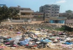 أهالي "رأس الخليج" بشربين يعانون من إنتشار القمامة وغياب المسئولين