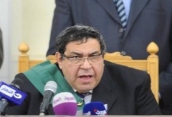 د. "صفوت حجازي" للقاضي الفاسد "شعبان الشامي": هذا رئيسك محمد مرسي