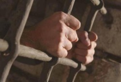 تعنت ضد د.مجدي خليفة في طرة بعد اضرابه .. ووكيل "الفنون التطبيقة" يحذر